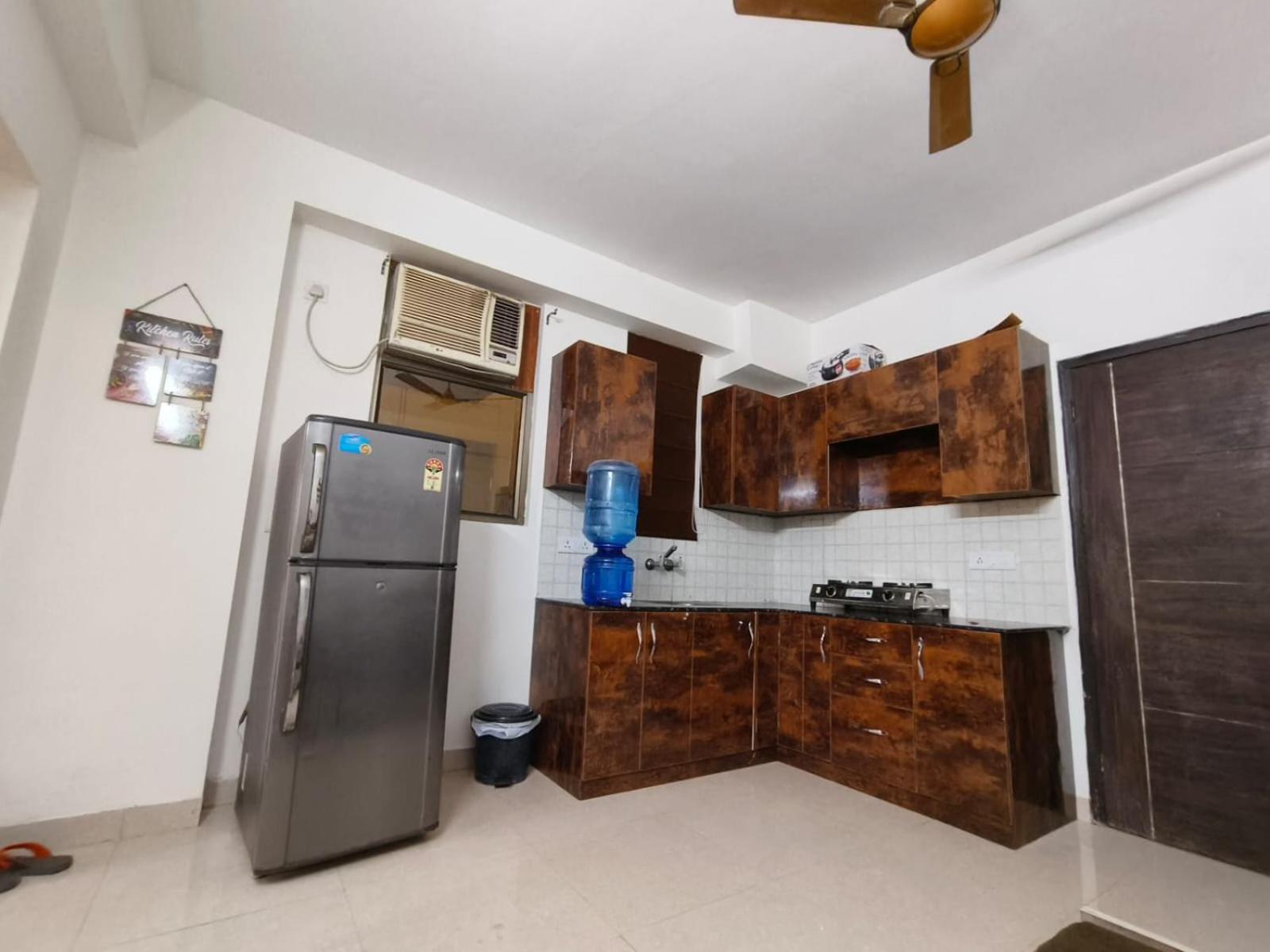 Apartment 2bhk Fully Furnished *
